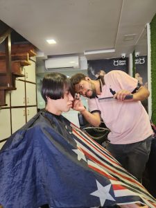 LETS GLOW UNISEX SALON 5