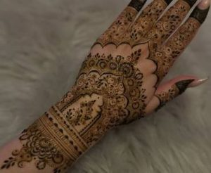Seema Mehndi Art 4